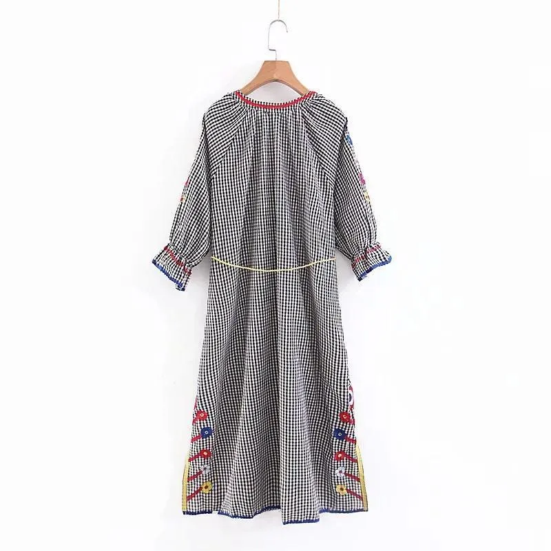 Autumn New Plaid Embroidered V-neck Dress