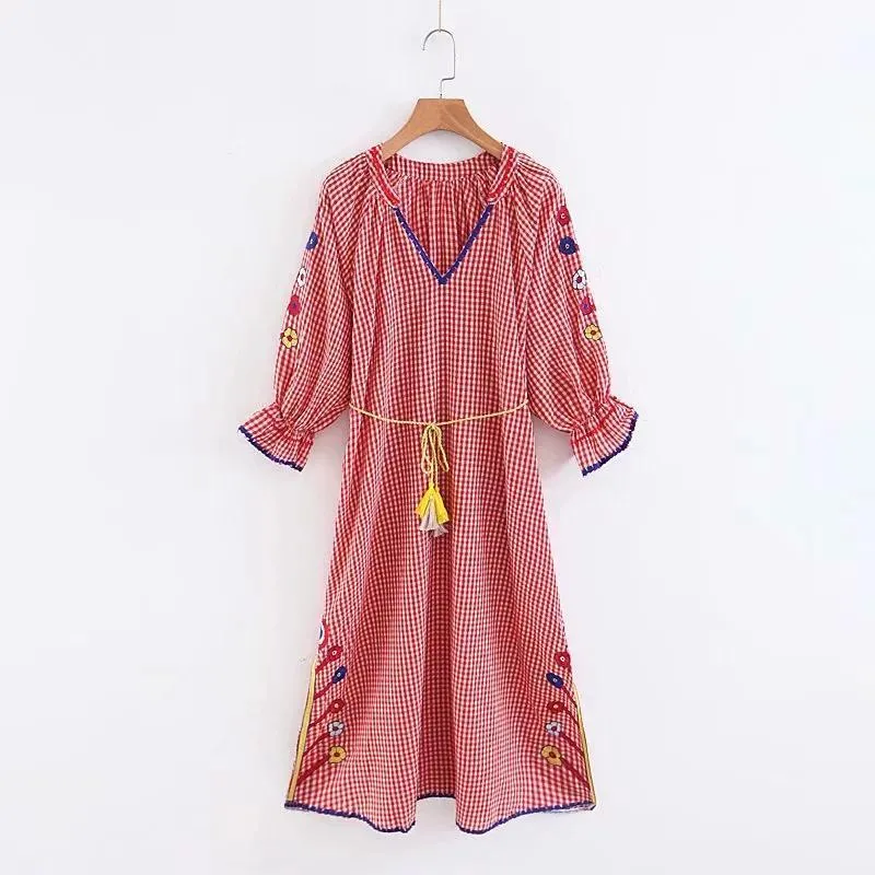 Autumn New Plaid Embroidered V-neck Dress