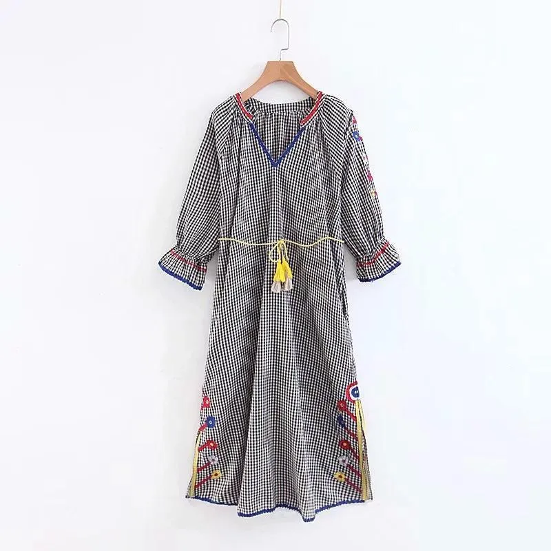 Autumn New Plaid Embroidered V-neck Dress