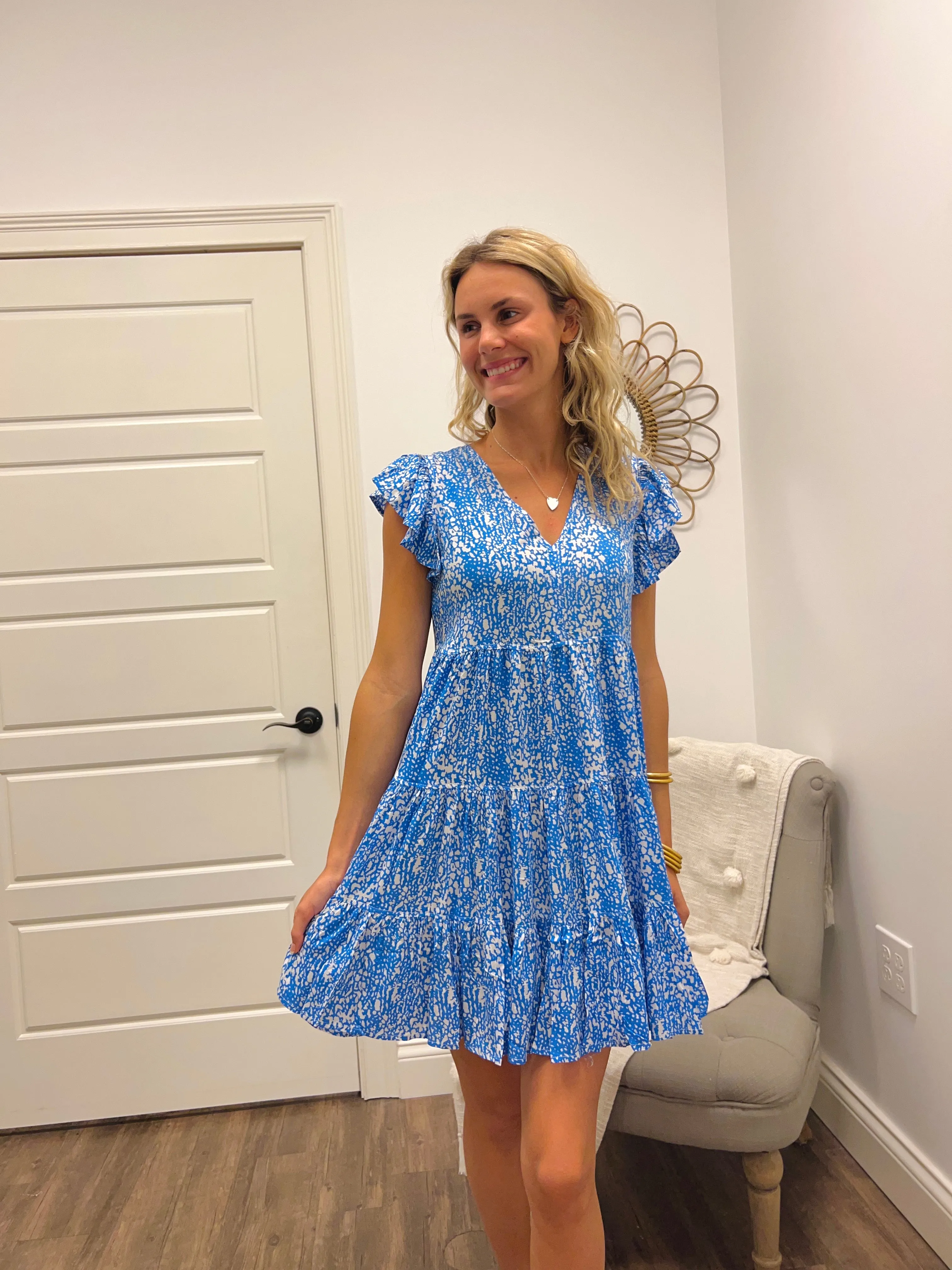 Blu/Wht Print Flutter Sleeve Tiered Dress