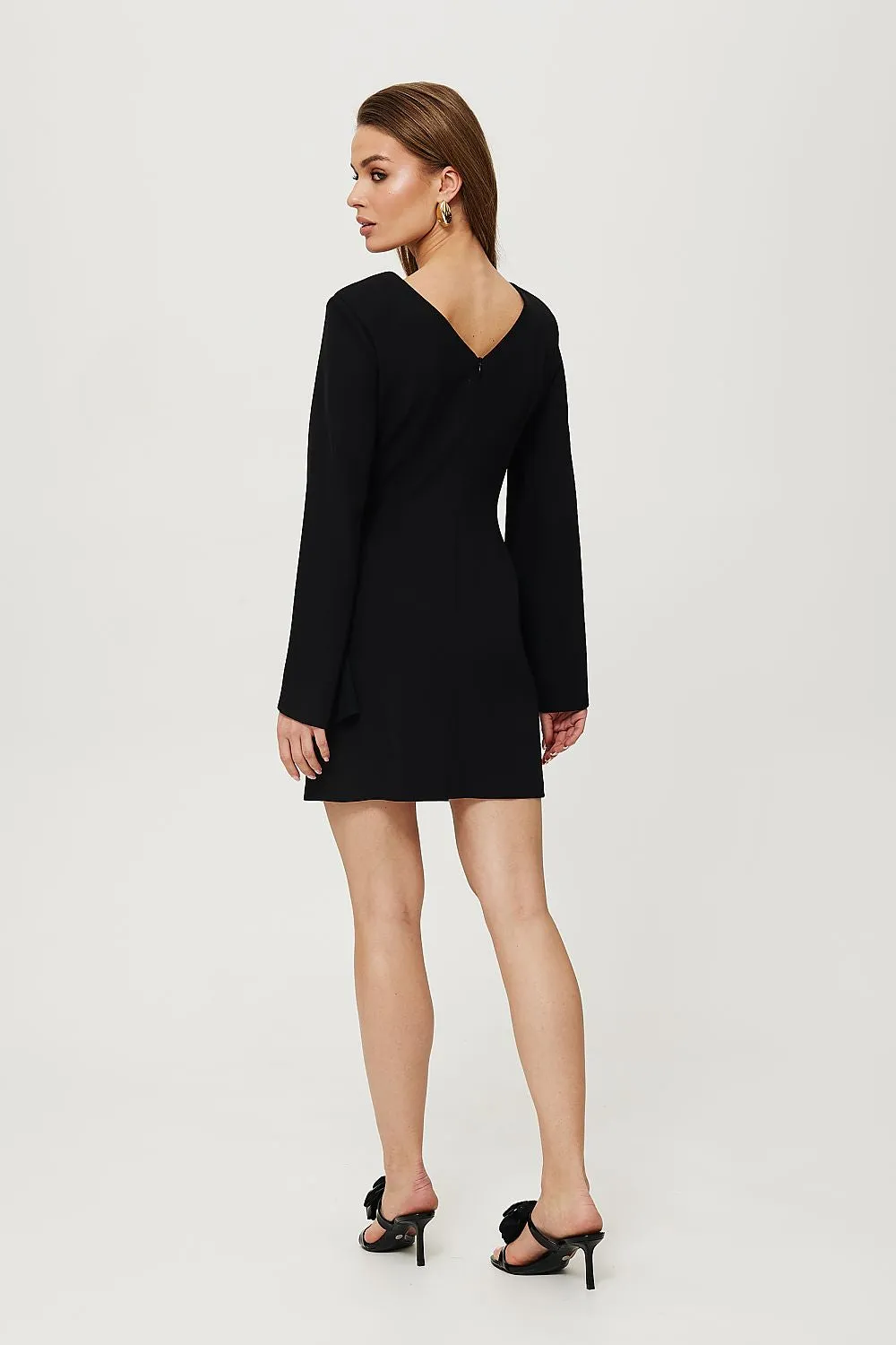 Cocktail dress model 193976 Makover