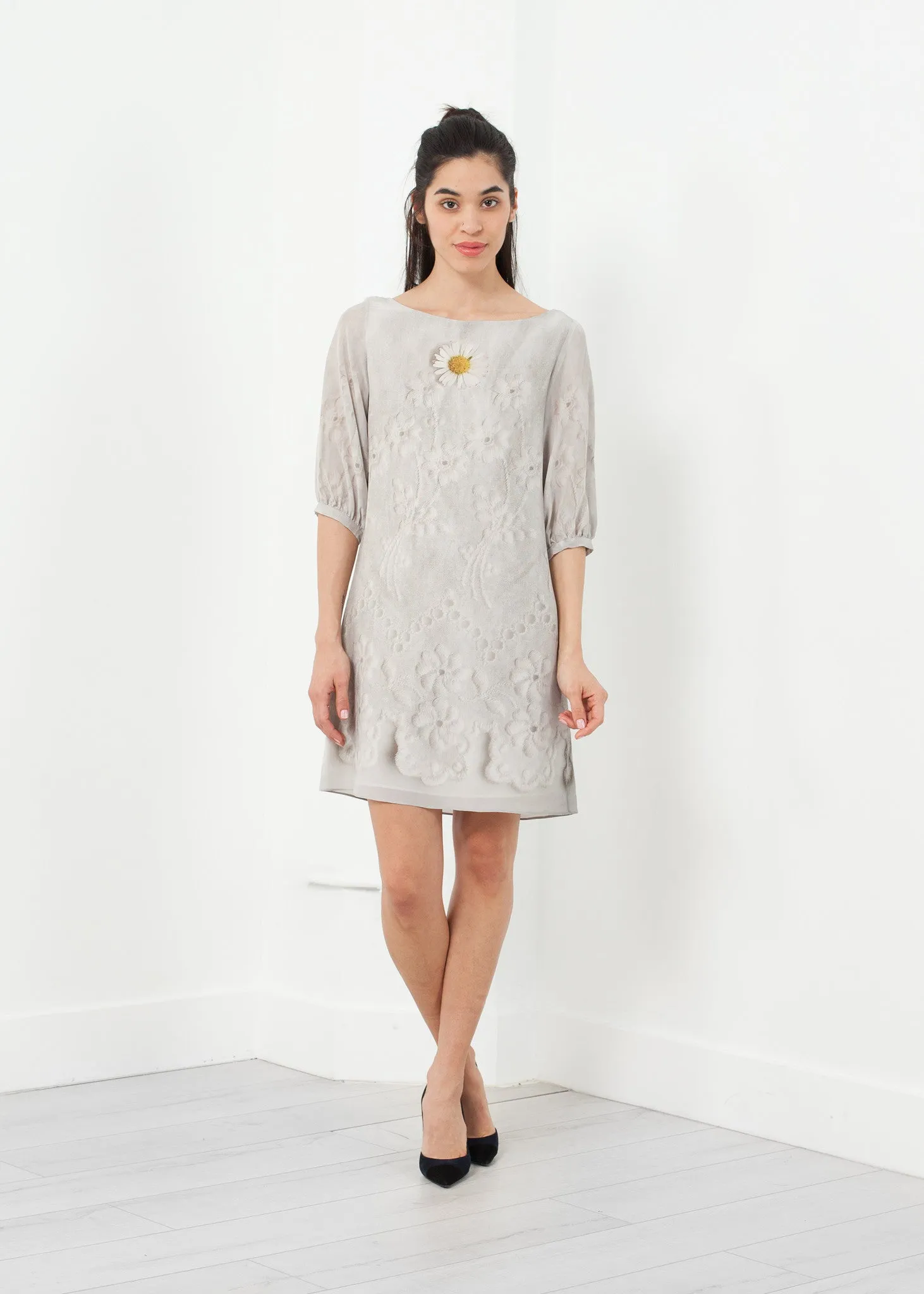 Daisy Dress - A Stylish and Fashionable Choice