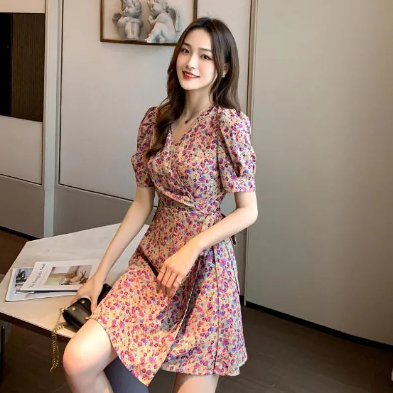 Dress Women Summer Korean Fairy Look Slimming Floral A-Line INS Women Young Look Western Slim-Look Dress