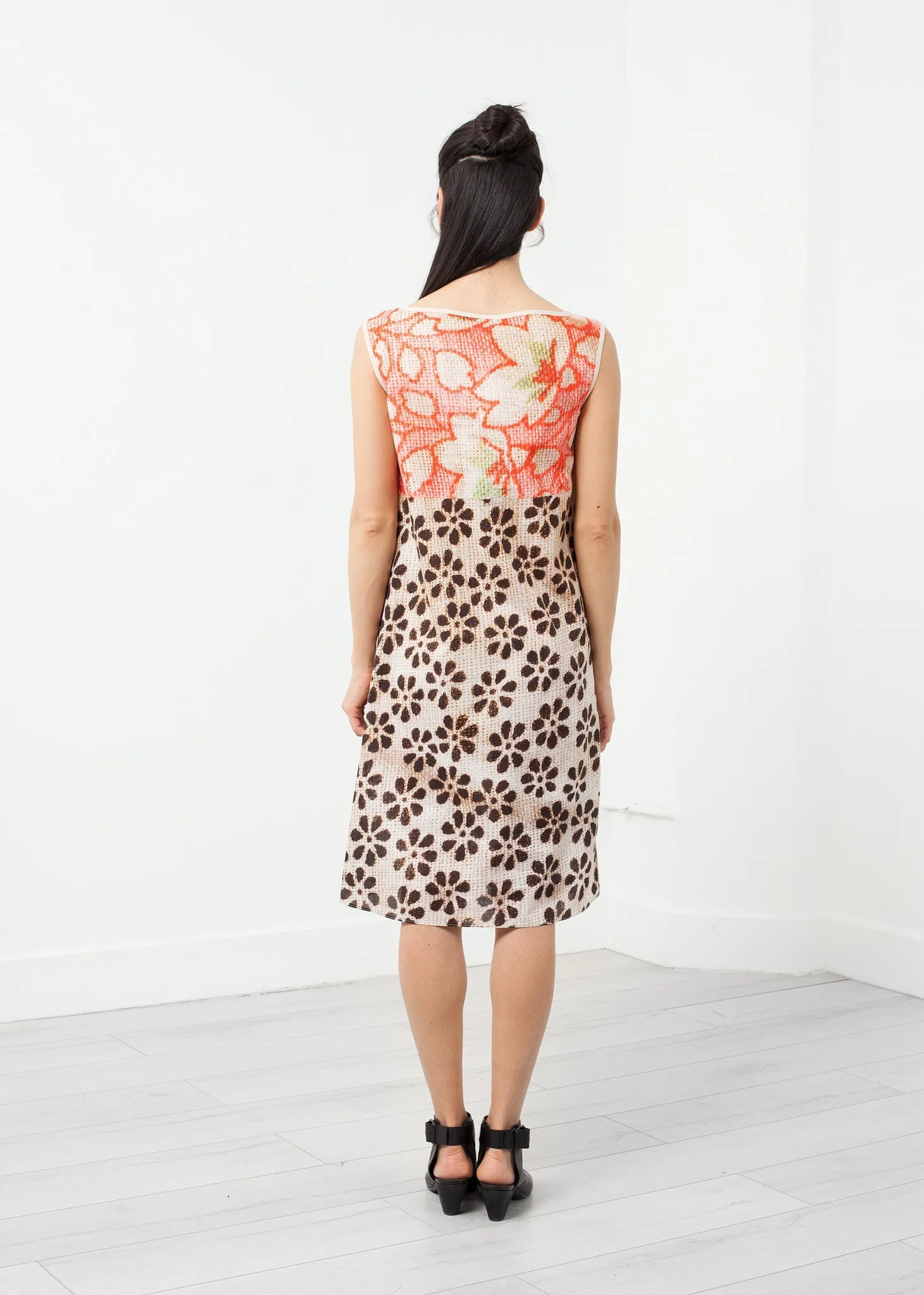 Floral Sleeveless Dress - A Stylish and Fashionable Choice