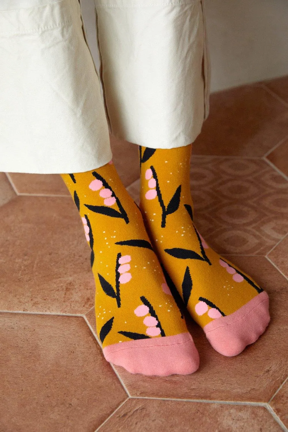 Jennifer Bouron X socks appeal Drin de Muguet