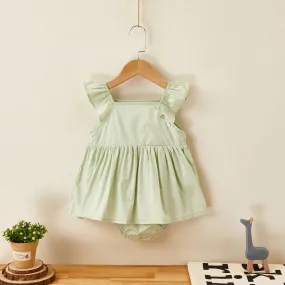 Minimalist summer dresses