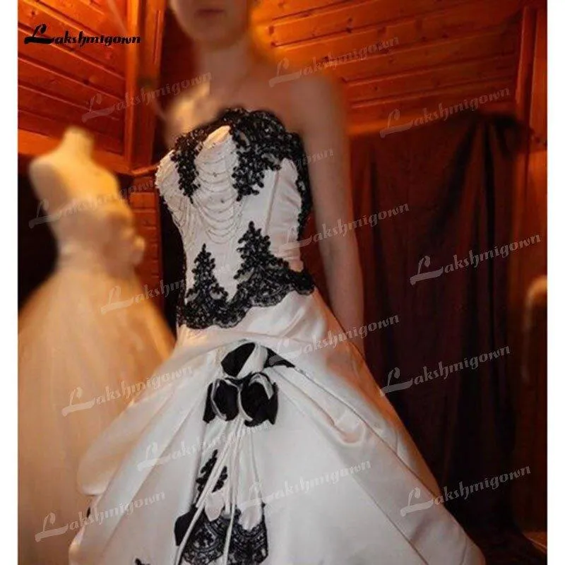 NumberSea Black and White Wedding Dresses 2021 Gothic Lace Applique Tiered Bridal Dress Long Train Lace Up Satin Halloween Bridal 1920's