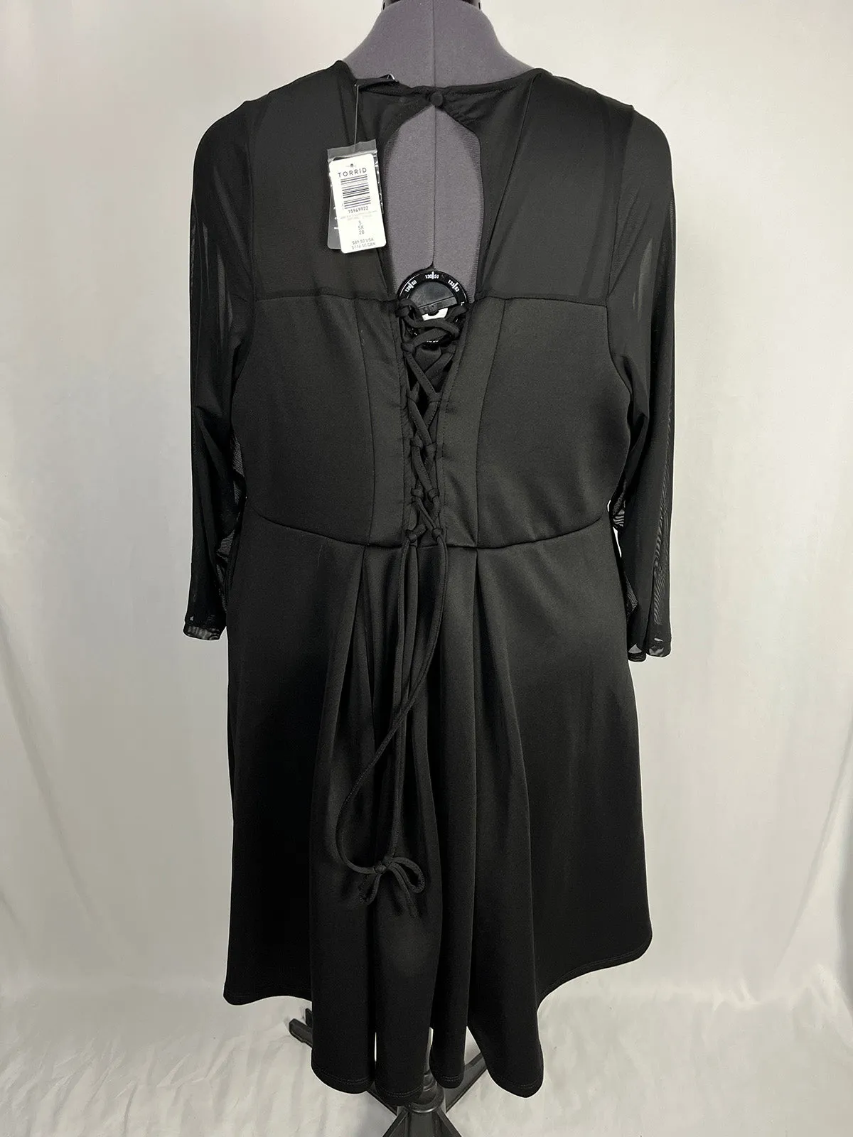 Torrid Size 5X (28) Black Retro Dress NWT